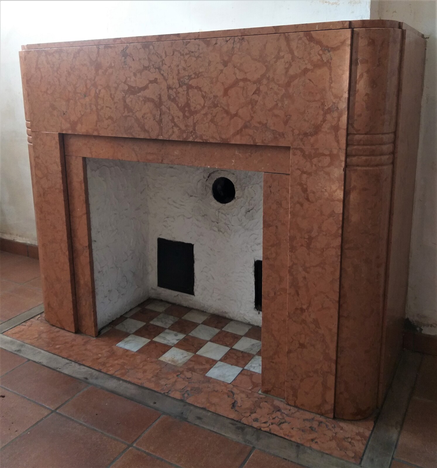 Art Déco fireplace, ca.1930. Rosso di Verona Marble