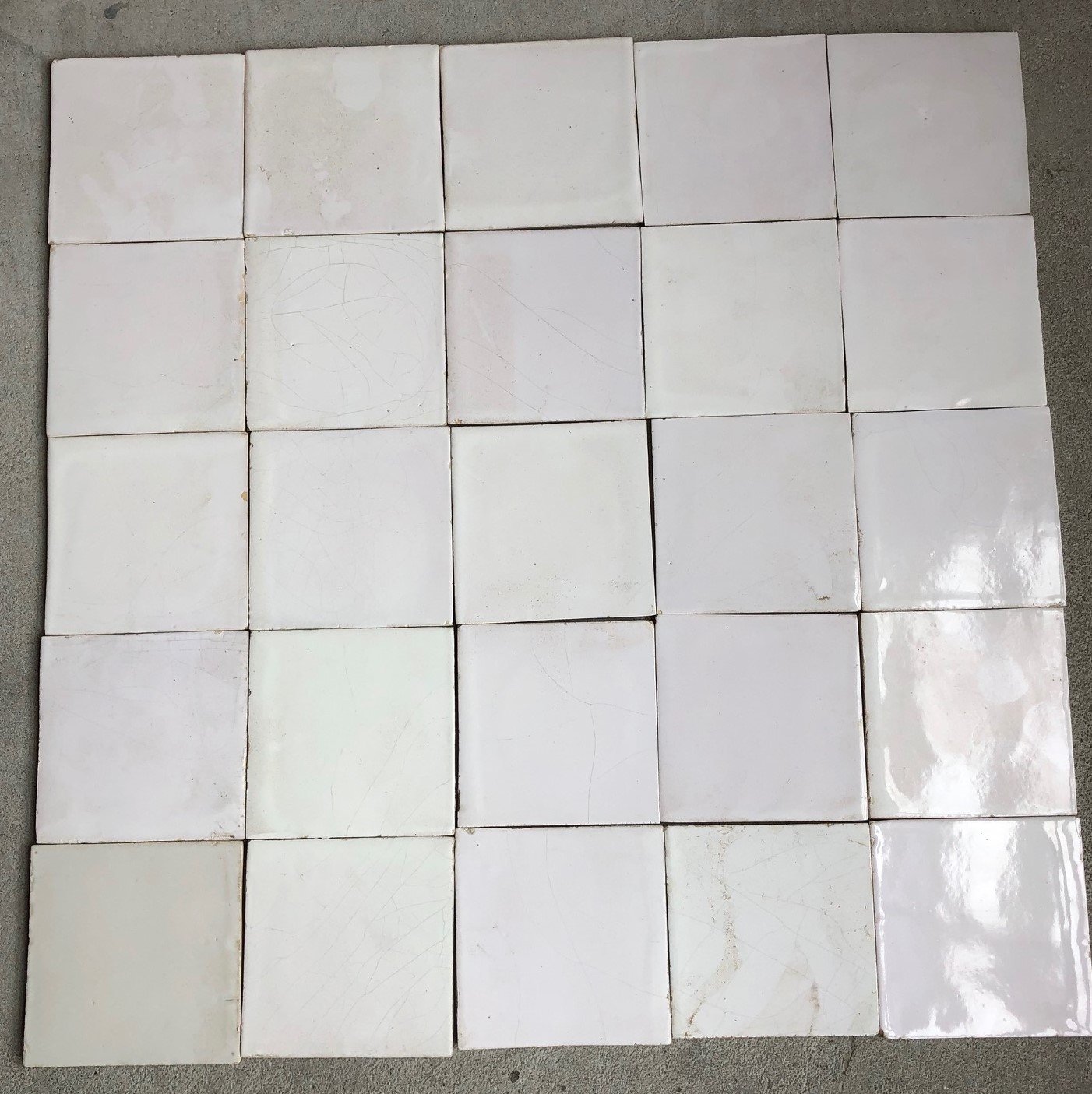 Dutch-'Delfter' wall-tiles.