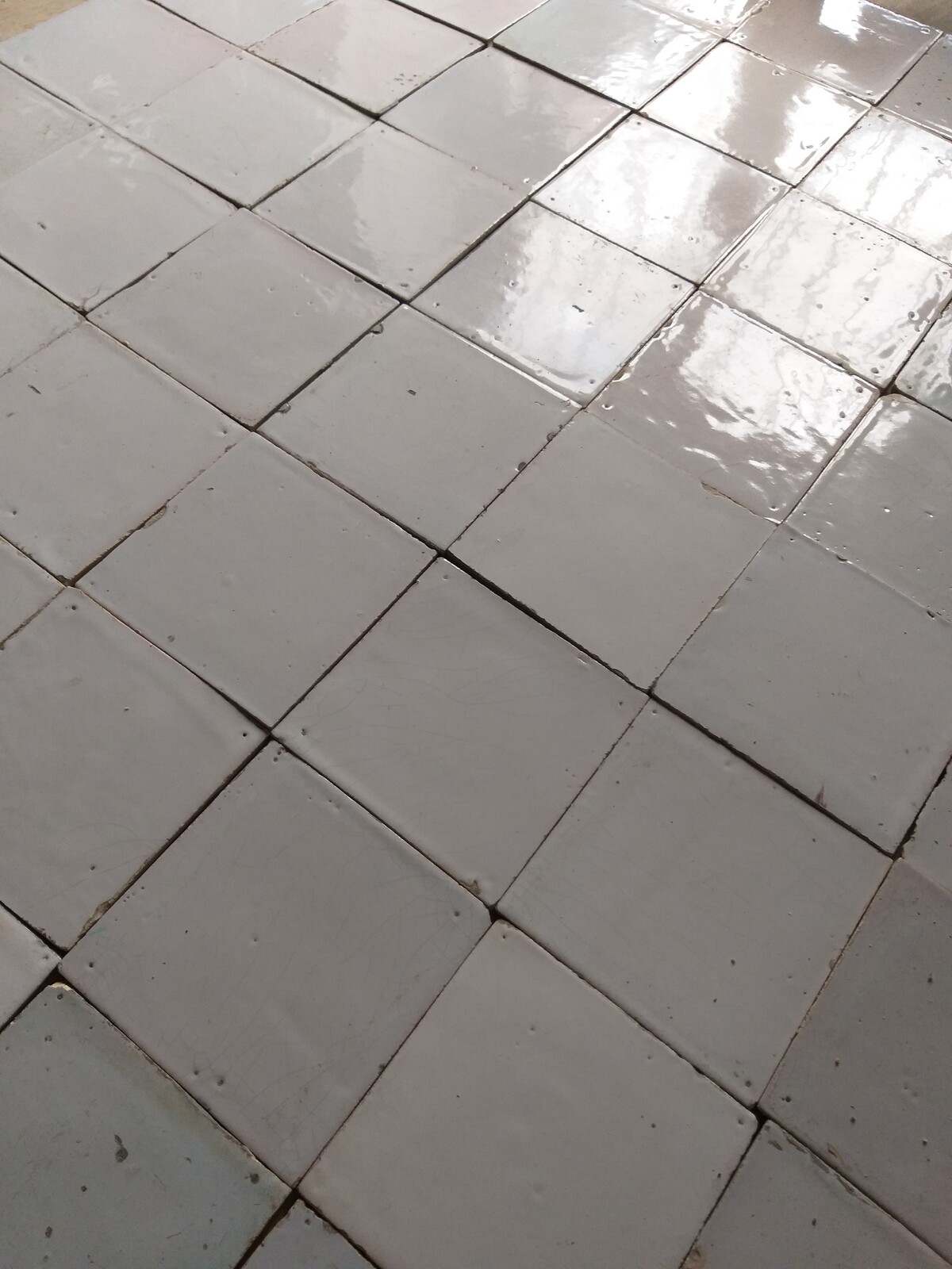 Dutch-'Delfter' wall-tiles.