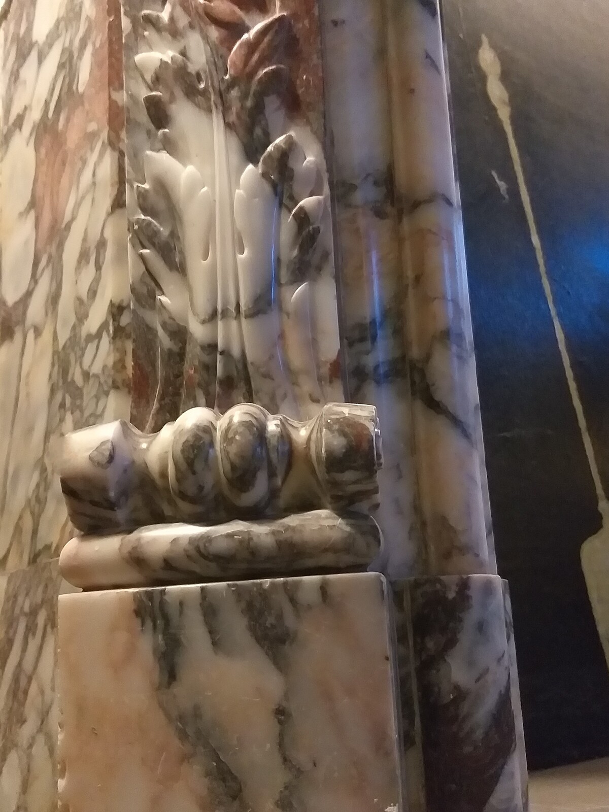 Louis XV fireplace in Brèche Violet marble, ca.1860