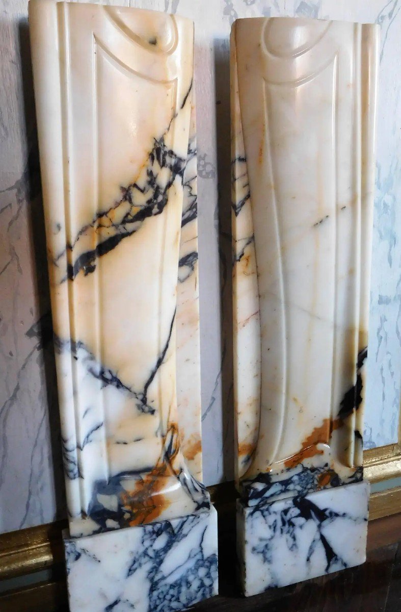 Louis XV fireplace in Paonazzo-marble ca.1850