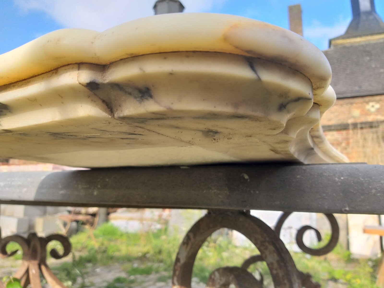 Louis XV fireplace in Paonazzo-marble ca.1850