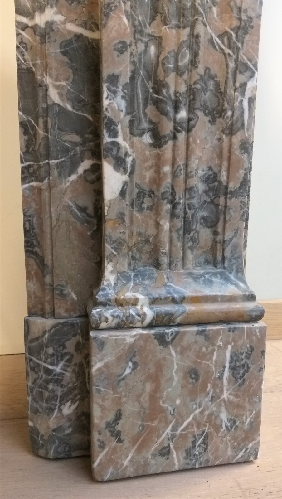 LouisXVI Fireplace in Enjugerais marble