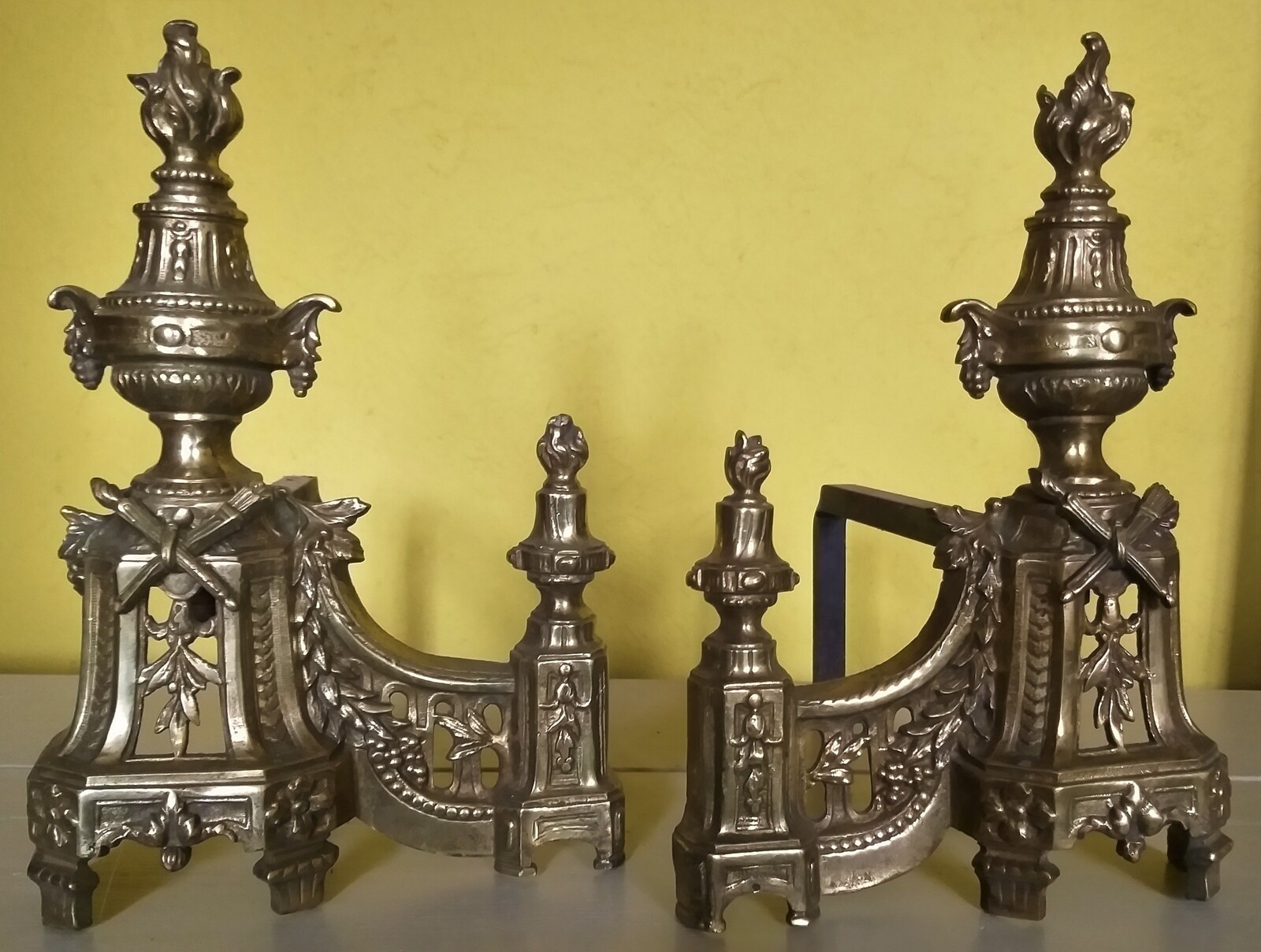 Nice pair of endirons, bronze, ca.1875.