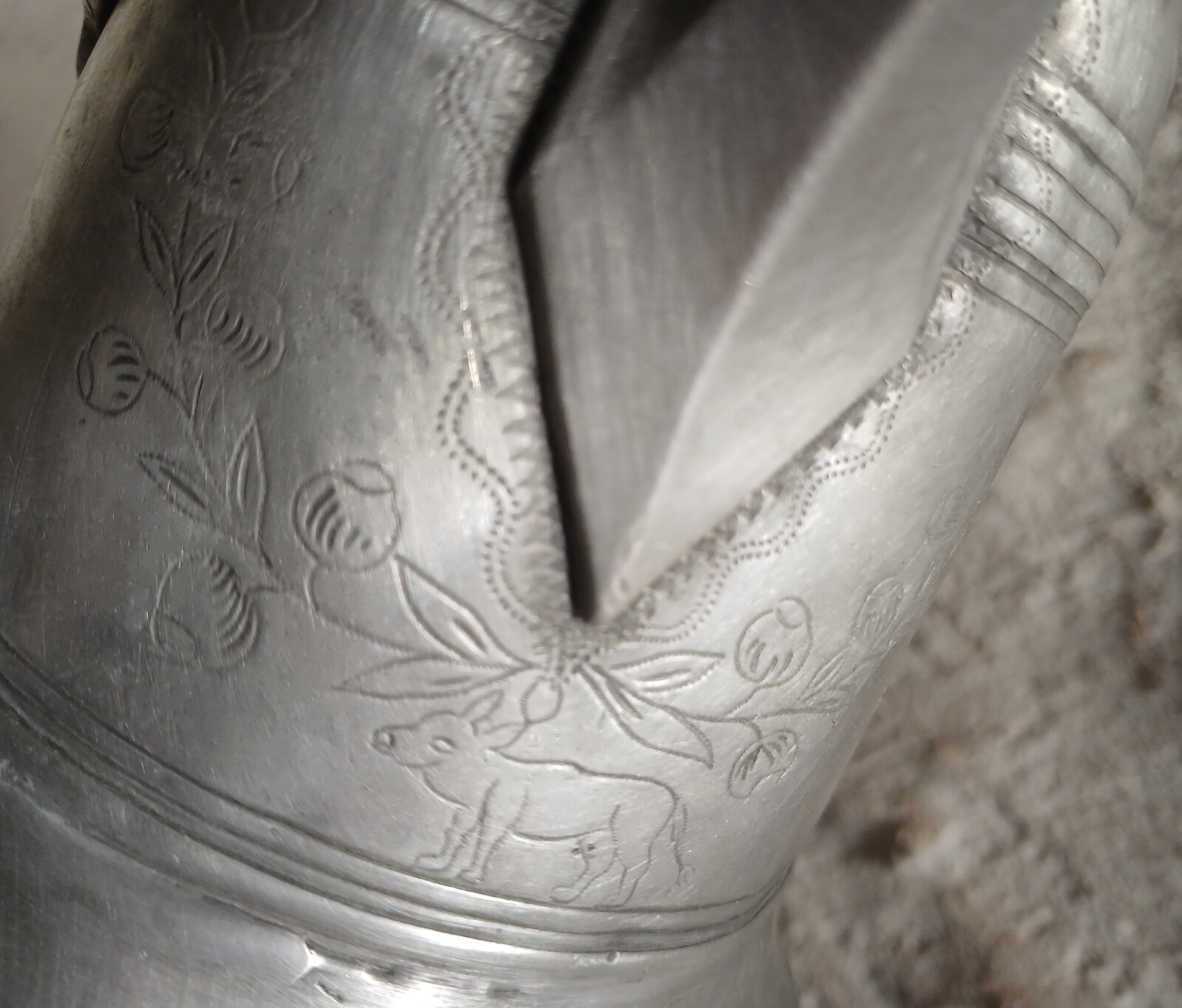 Prismenkanne Pewter Winebottle 1792