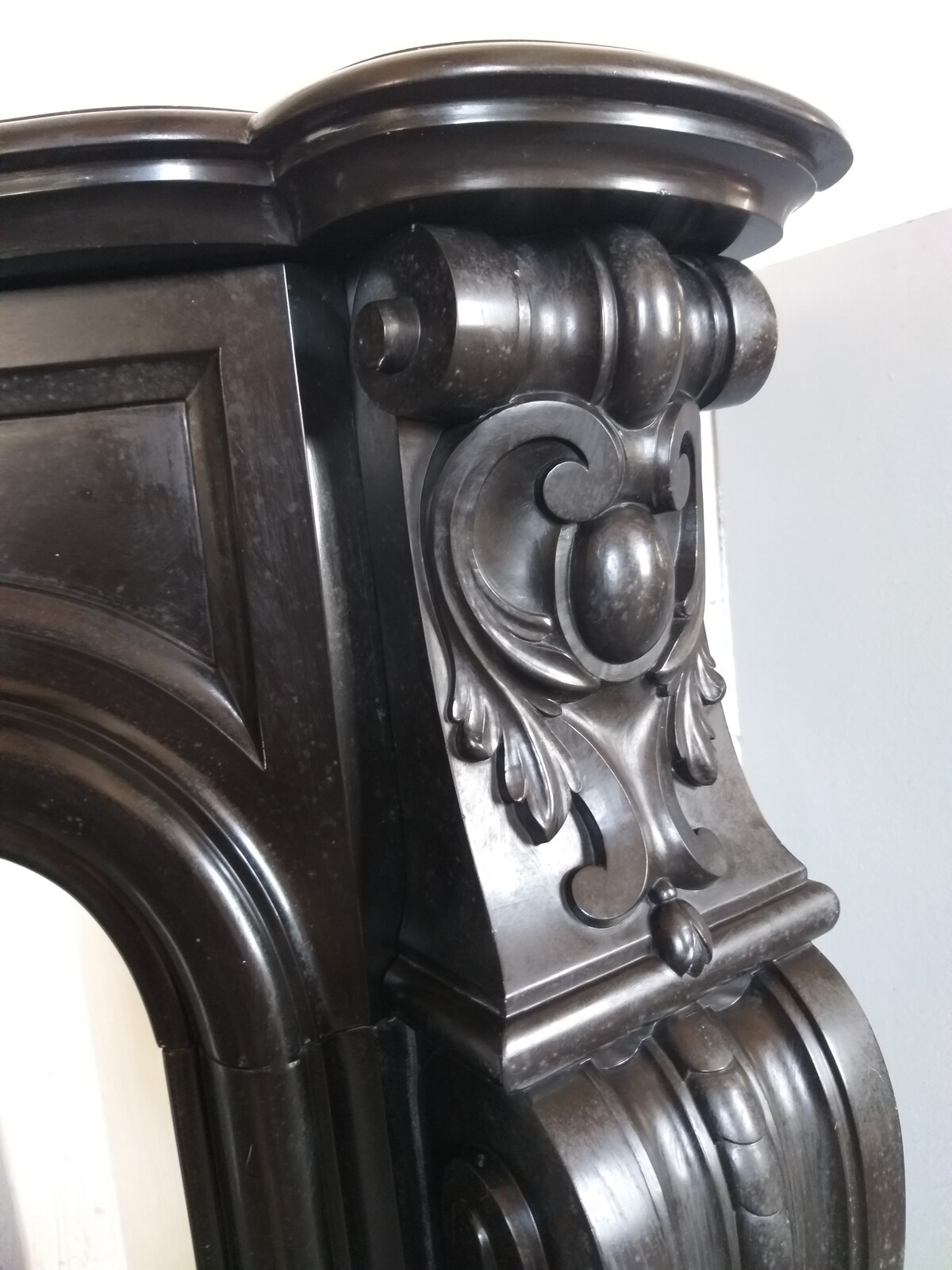 Renaissance Style Fireplace in Noir de Mazy marble, ca.1860